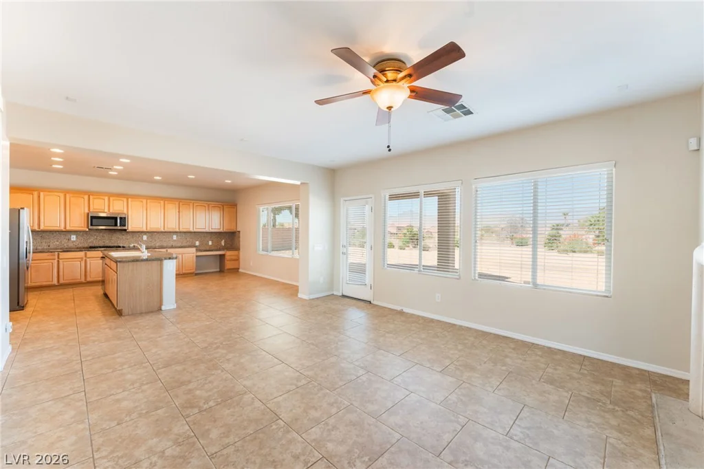 8941 Martin Downs, Las Vegas, NV 89131