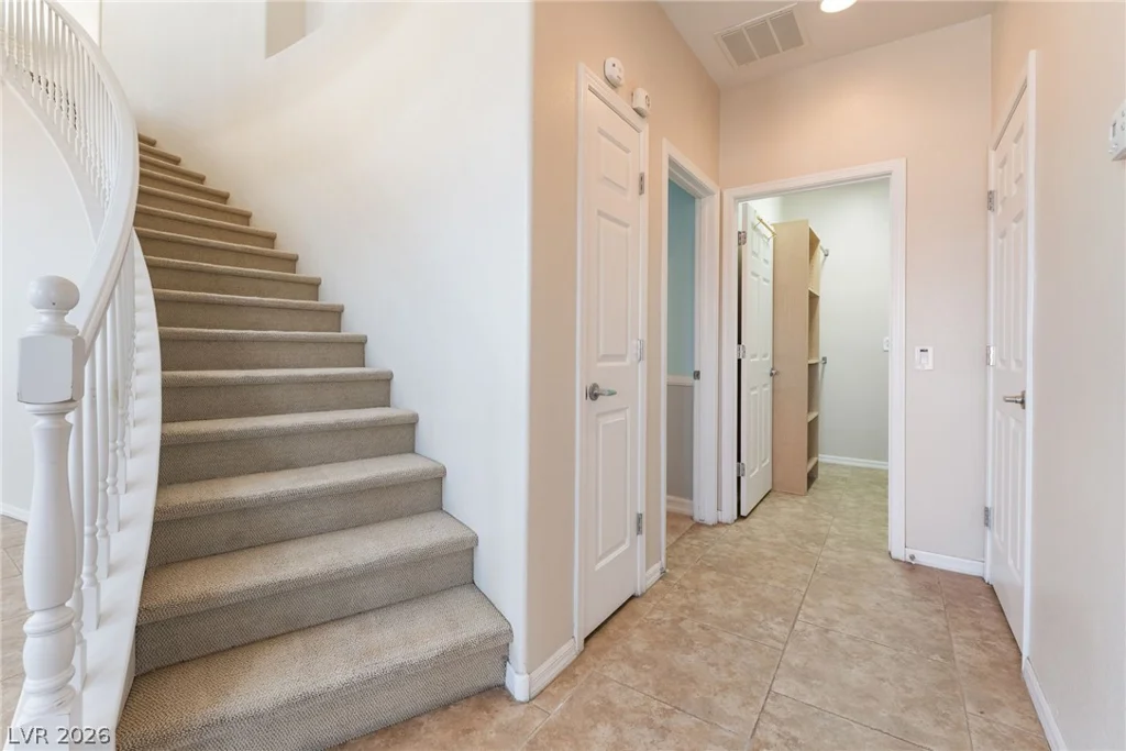 8941 Martin Downs, Las Vegas, NV 89131