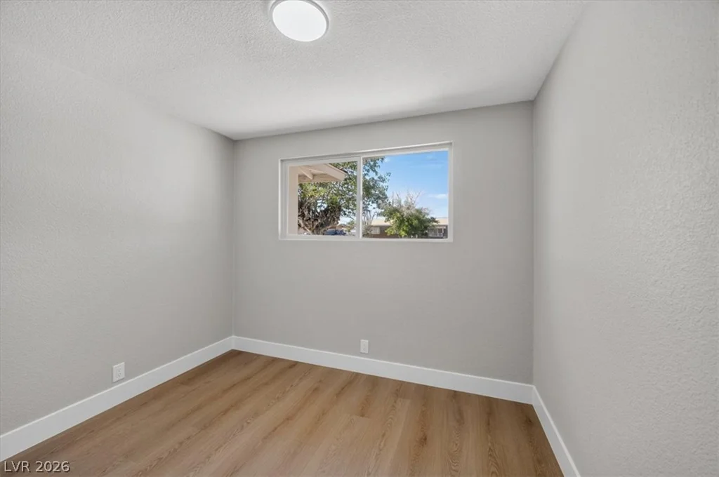 1905 McDonald, North Las Vegas, NV 89032