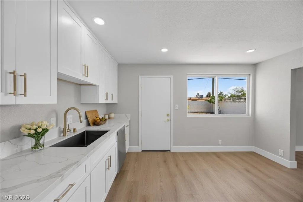 1905 McDonald, North Las Vegas, NV 89032