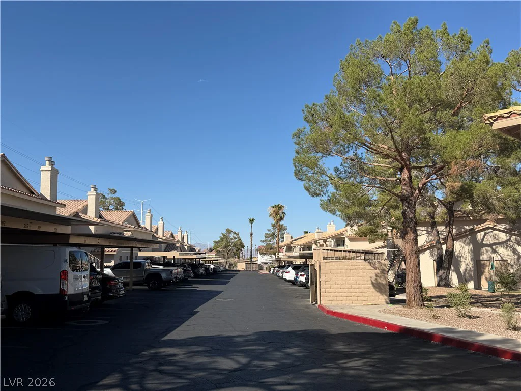 920 Rockview, Las Vegas, NV 89128