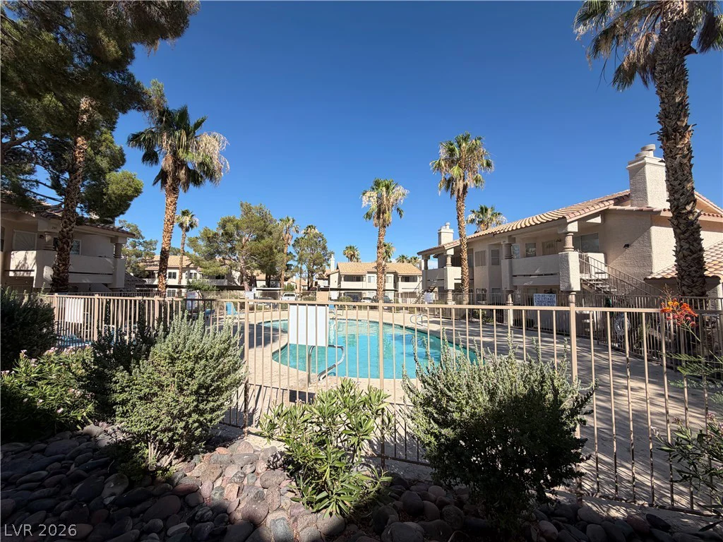 920 Rockview, Las Vegas, NV 89128