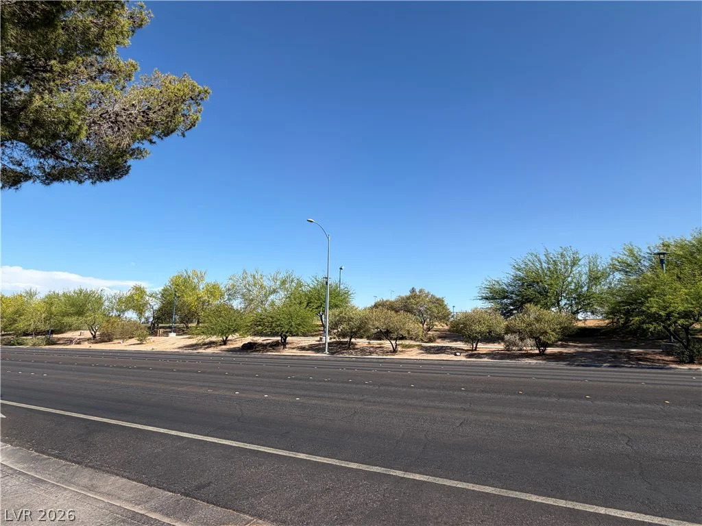 920 Rockview, Las Vegas, NV 89128