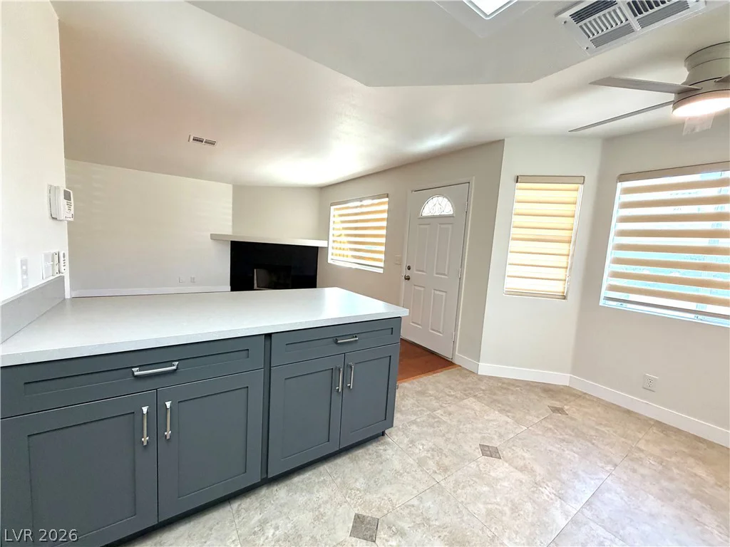 920 Rockview, Las Vegas, NV 89128