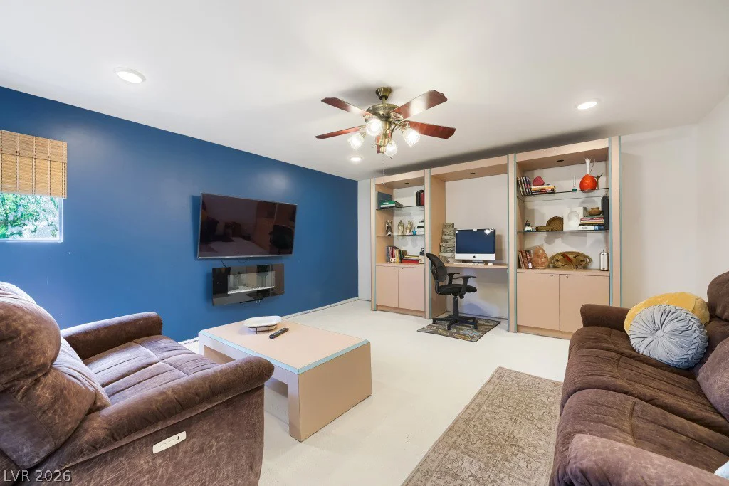 8054 Rodeo, Las Vegas, NV 89123