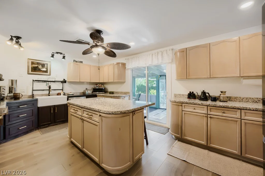 8054 Rodeo, Las Vegas, NV 89123