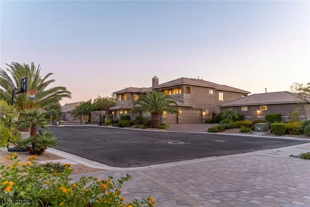 206 Levi, Las Vegas, NV 89183
