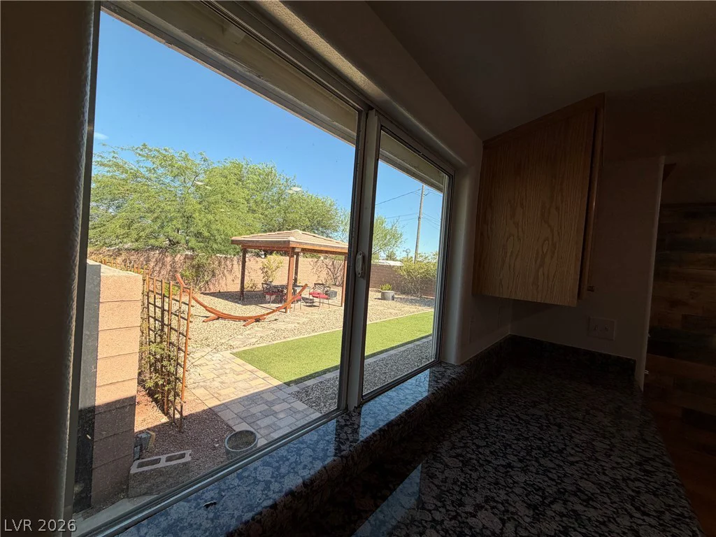 7214 CAMERON, Las Vegas, NV 89118