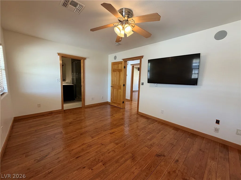 7214 CAMERON, Las Vegas, NV 89118