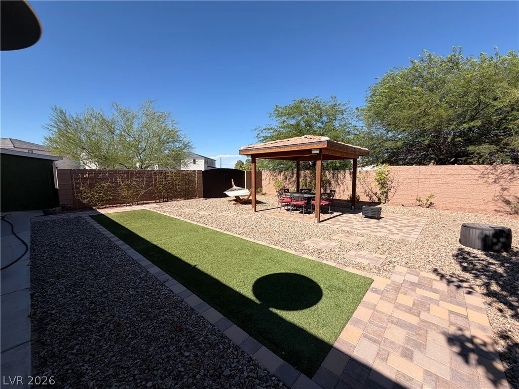 7214 CAMERON, Las Vegas, NV 89118