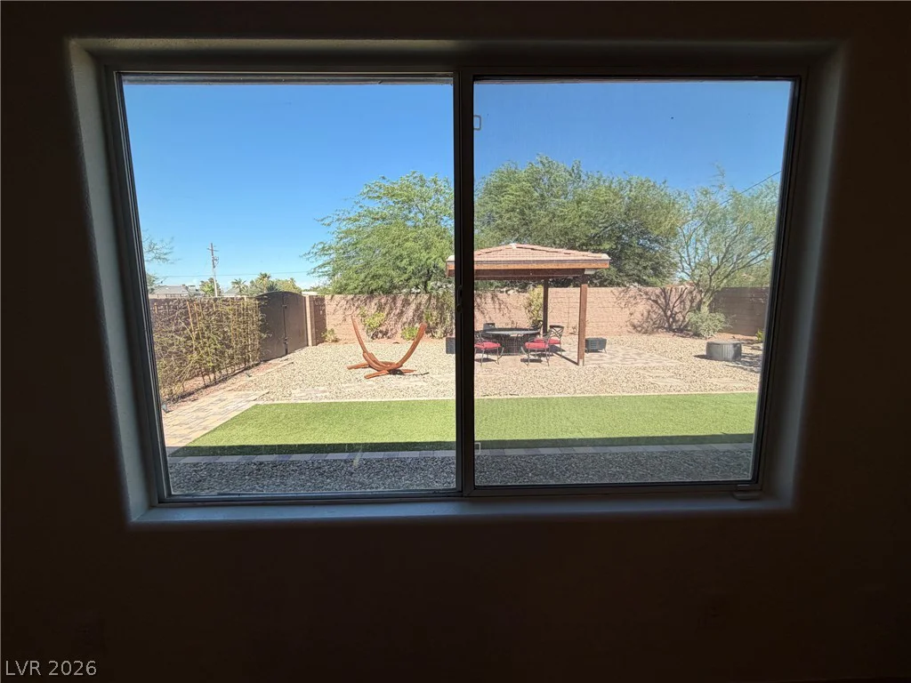 7214 CAMERON, Las Vegas, NV 89118