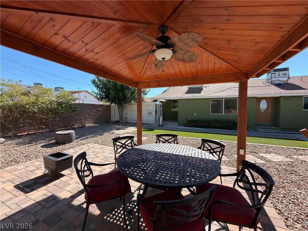 7214 CAMERON, Las Vegas, NV 89118