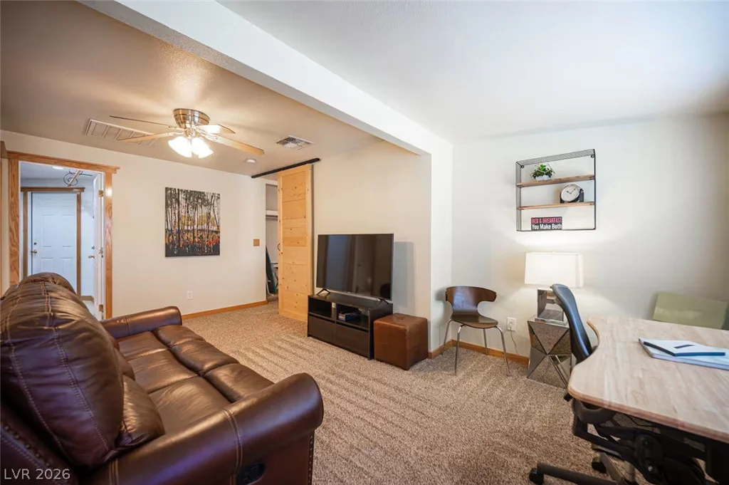 7214 CAMERON, Las Vegas, NV 89118