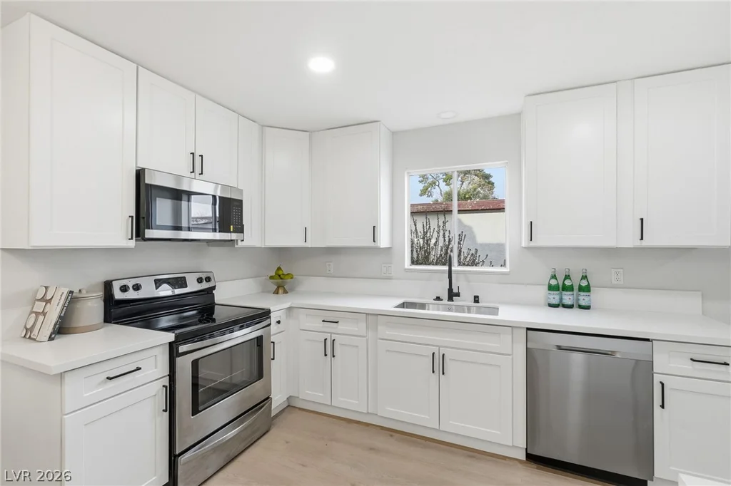 163 Greenbriar Townhouse, Las Vegas, NV 89121