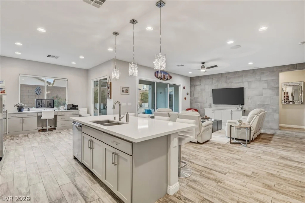 7303 Durand Park, Las Vegas, NV 89166
