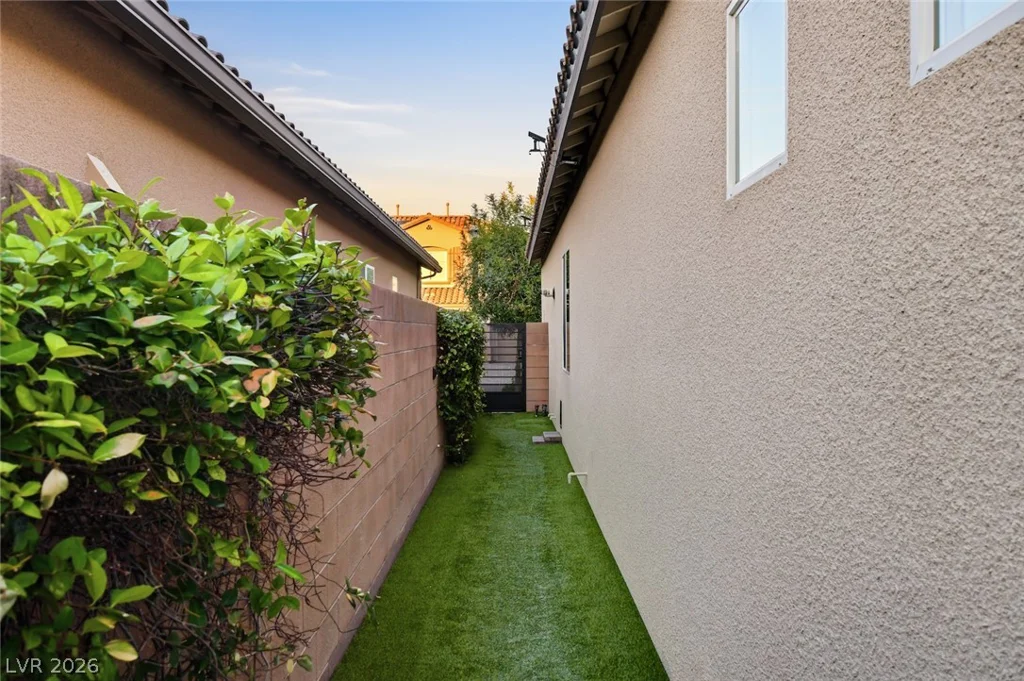7303 Durand Park, Las Vegas, NV 89166