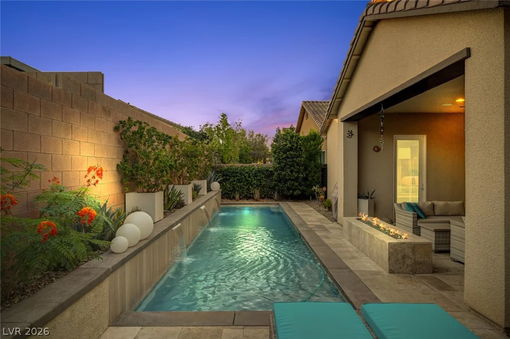 7303 Durand Park, Las Vegas, NV 89166