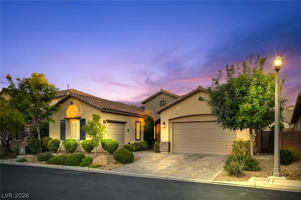 7303 Durand Park, Las Vegas, NV 89166