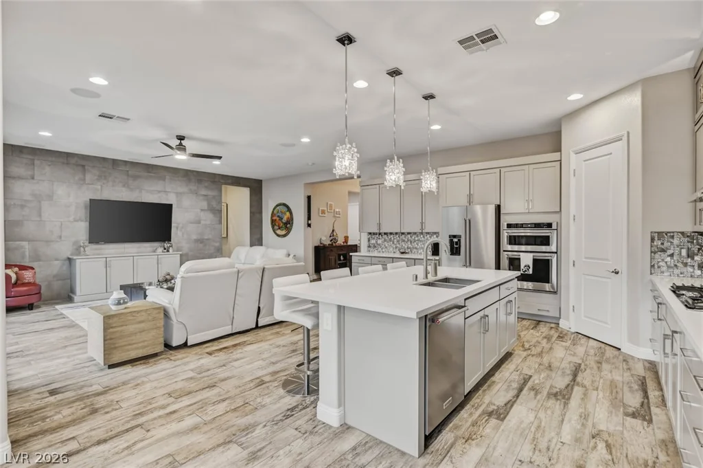 7303 Durand Park, Las Vegas, NV 89166