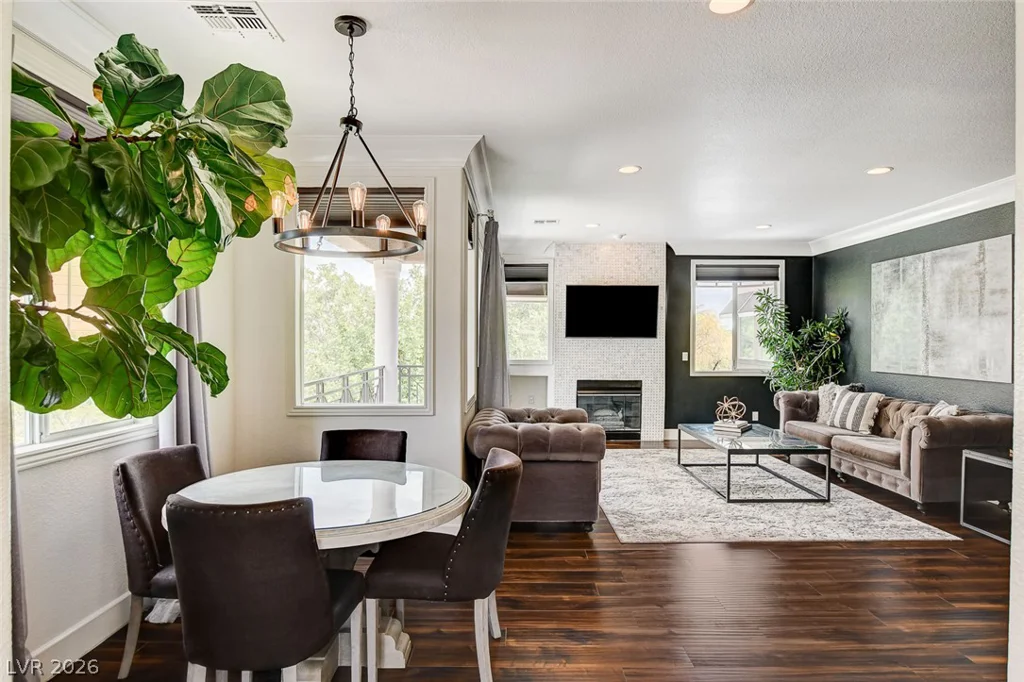 9430 Laguna Niguel, Las Vegas, NV 89134