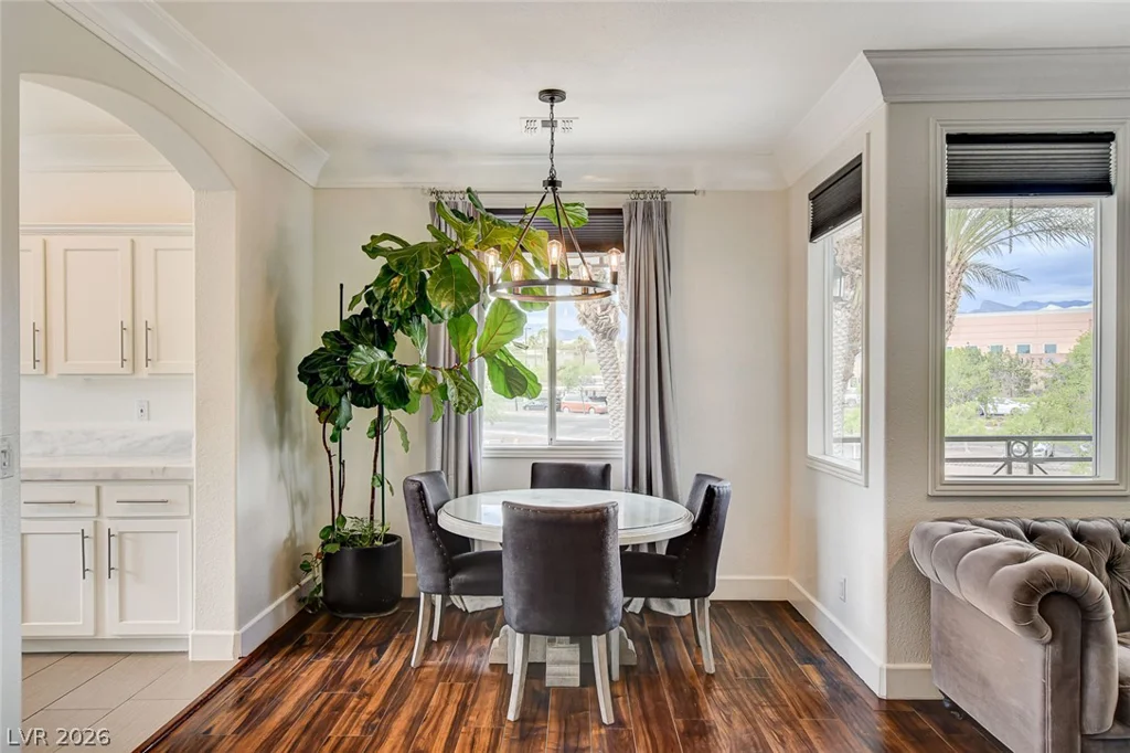 9430 Laguna Niguel, Las Vegas, NV 89134