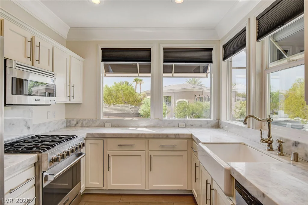 9430 Laguna Niguel, Las Vegas, NV 89134