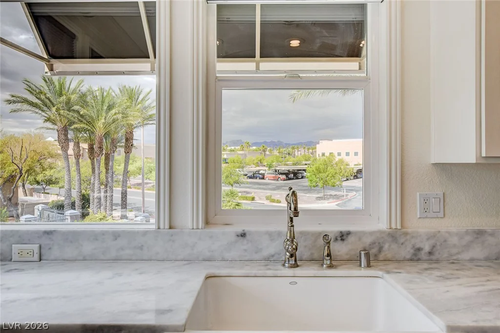 9430 Laguna Niguel, Las Vegas, NV 89134