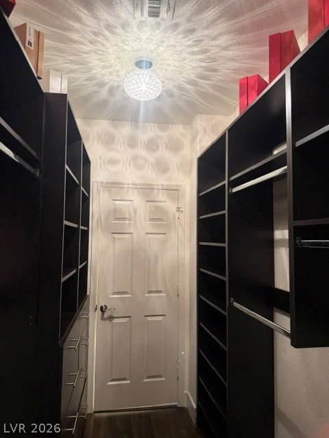 9430 Laguna Niguel, Las Vegas, NV 89134