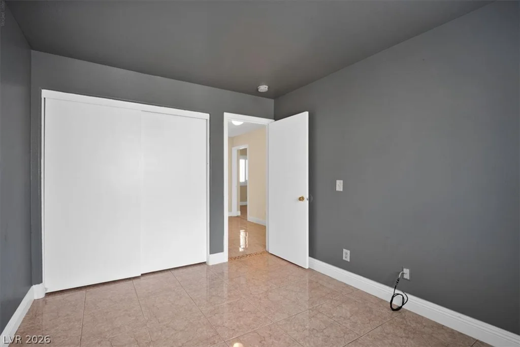 9958 Fragile Fields, Las Vegas, NV 89183