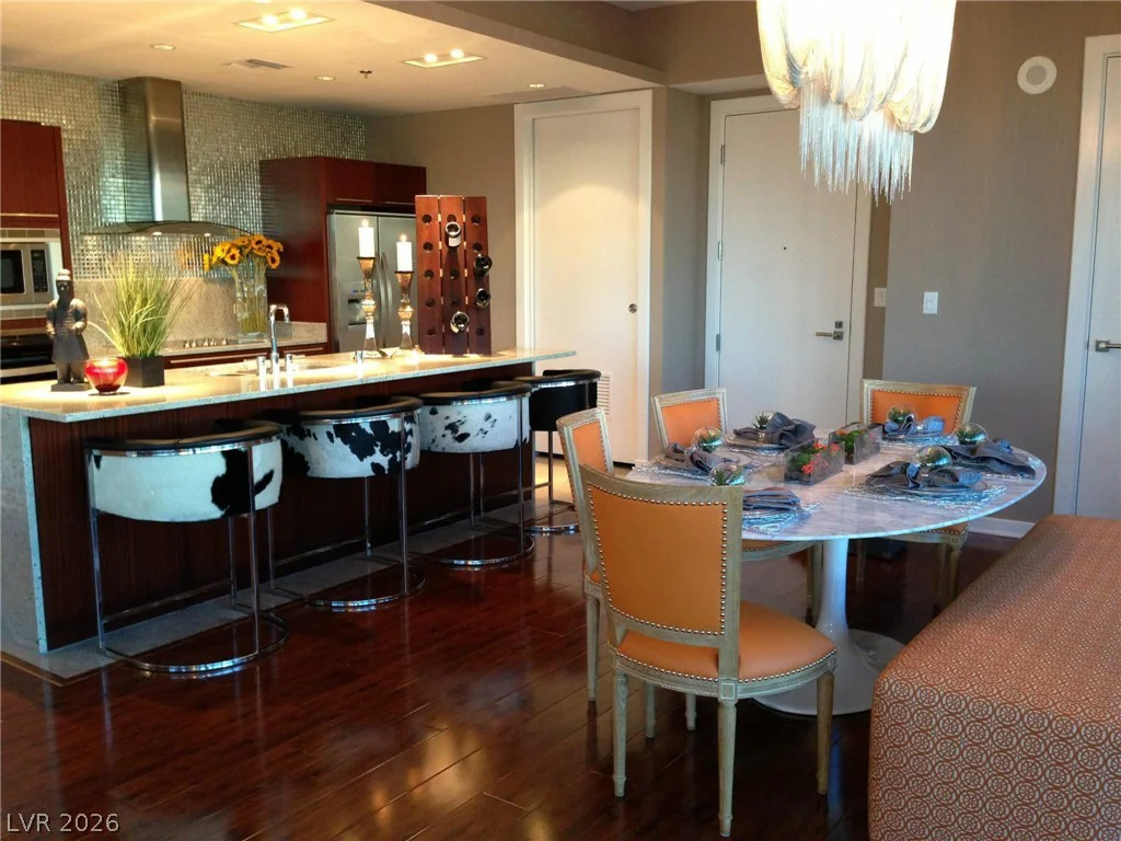 4471 Dean Martin, Las Vegas, NV 89103
