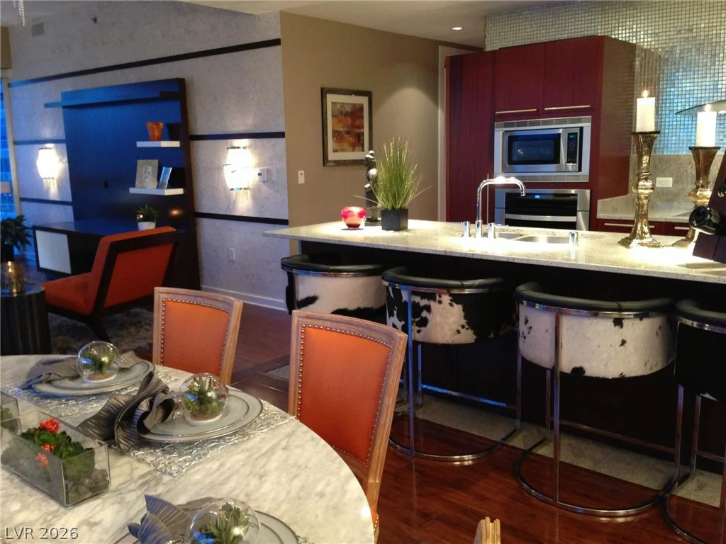 4471 Dean Martin, Las Vegas, NV 89103
