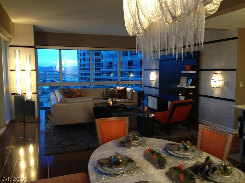 4471 Dean Martin, Las Vegas, NV 89103