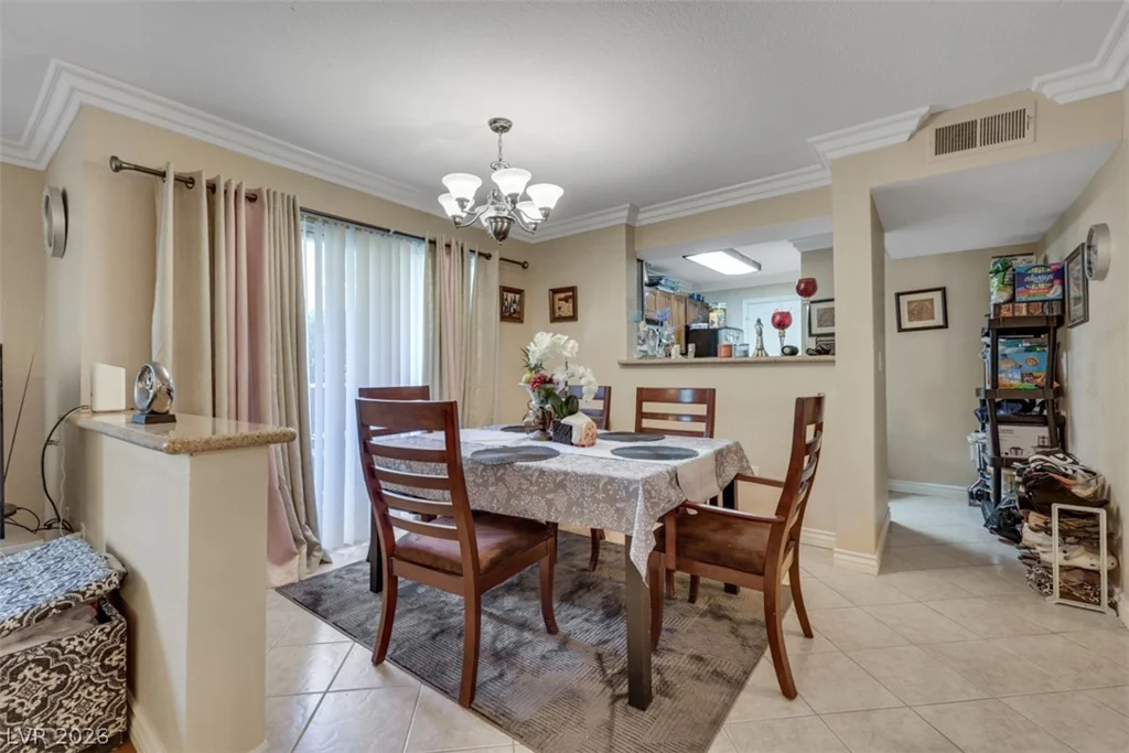 8101 Flamingo, Las Vegas, NV 89147