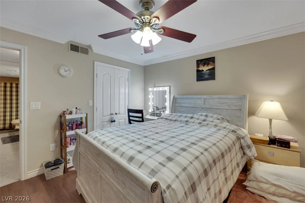8101 Flamingo, Las Vegas, NV 89147