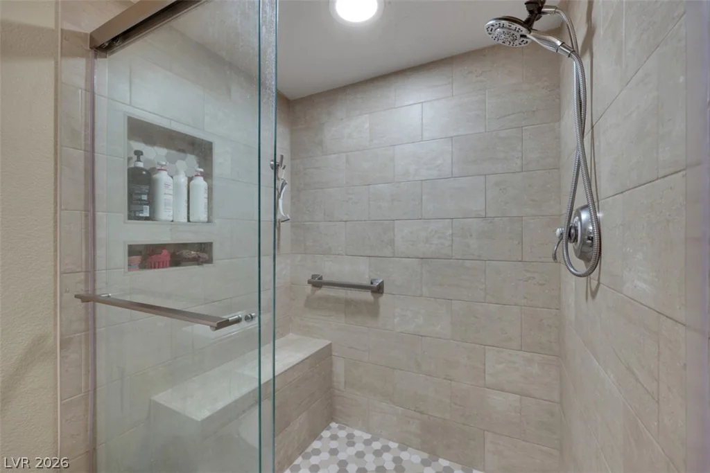 8101 Flamingo, Las Vegas, NV 89147