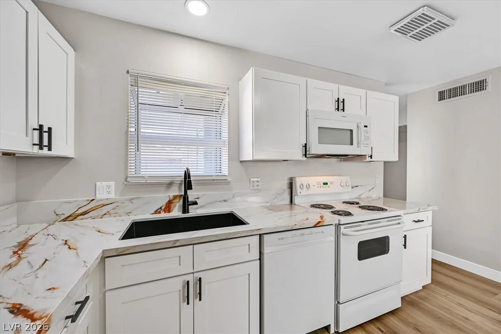 6225 McAllister, Las Vegas, NV 89107
