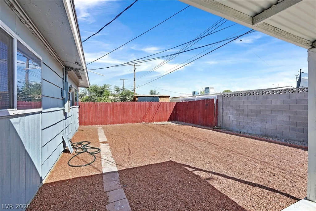6225 McAllister, Las Vegas, NV 89107