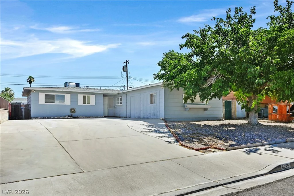 6225 McAllister, Las Vegas, NV 89107
