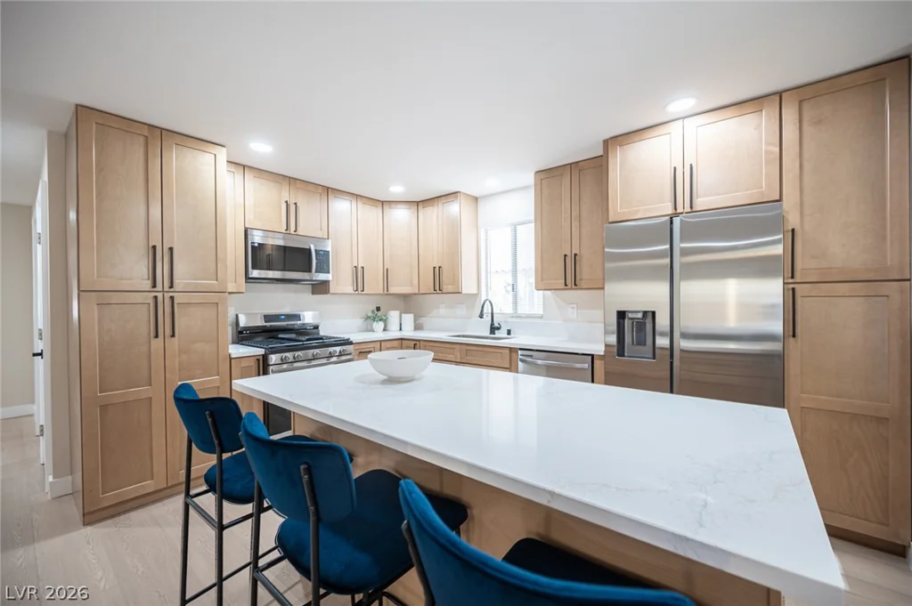 3522 Isle Royale, Las Vegas, NV 89122