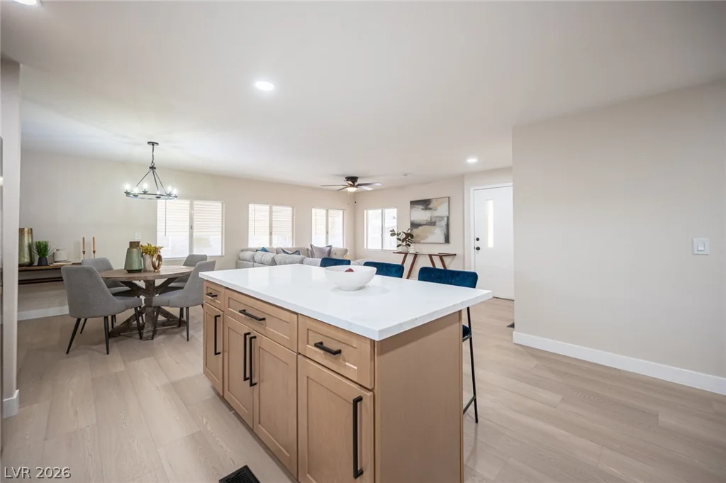 3522 Isle Royale, Las Vegas, NV 89122