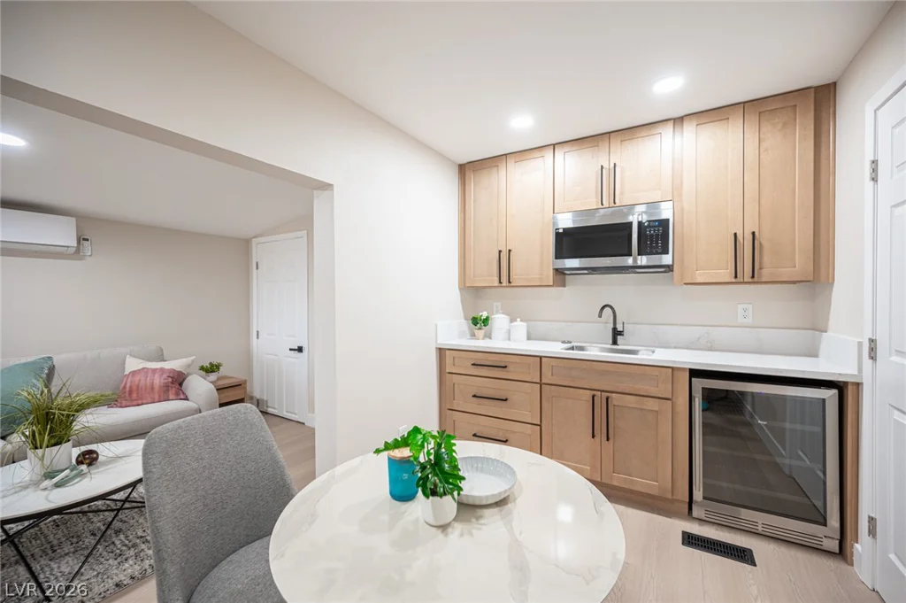 3522 Isle Royale, Las Vegas, NV 89122