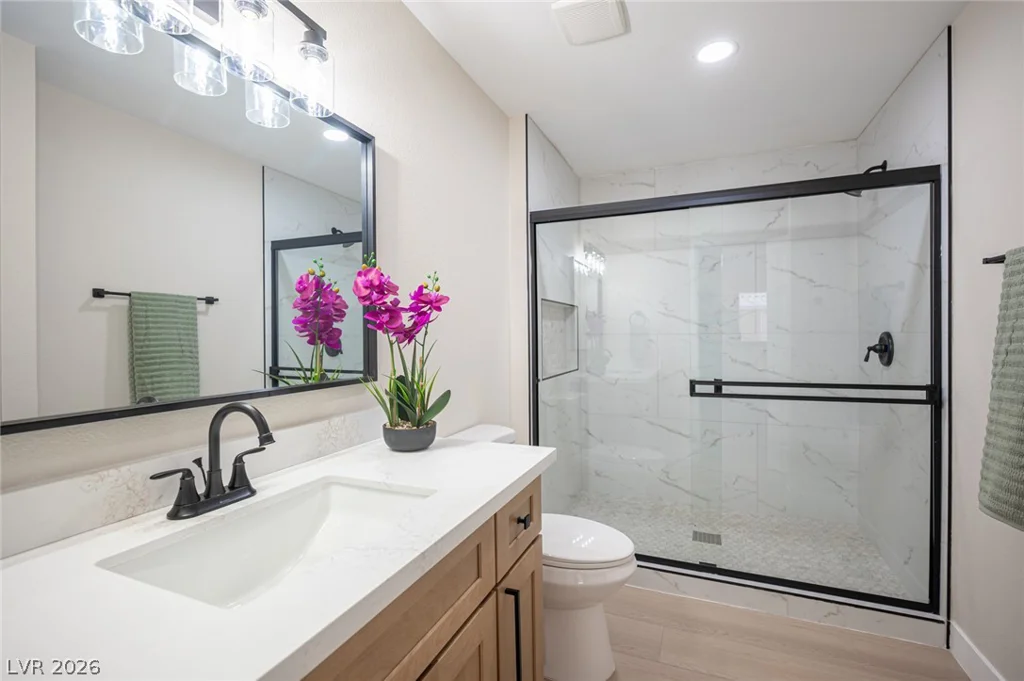 3522 Isle Royale, Las Vegas, NV 89122