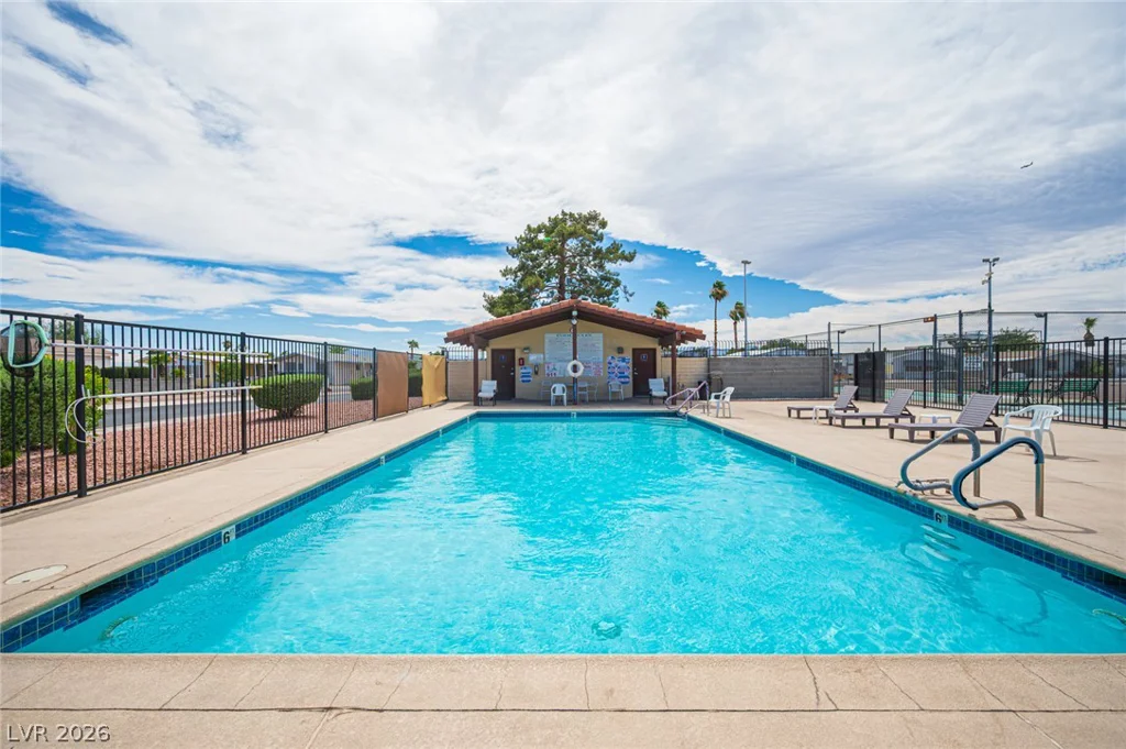 3522 Isle Royale, Las Vegas, NV 89122