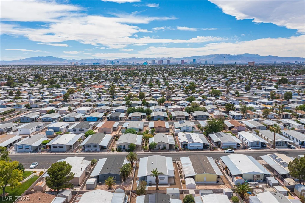 3522 Isle Royale, Las Vegas, NV 89122