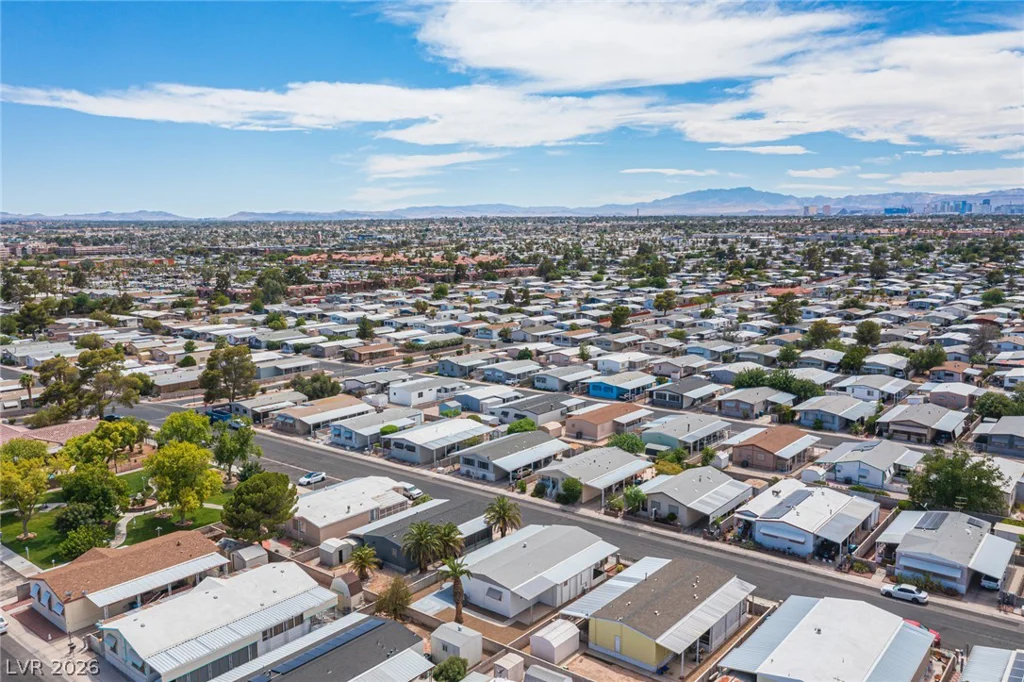 3522 Isle Royale, Las Vegas, NV 89122