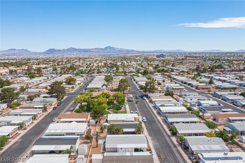 3522 Isle Royale, Las Vegas, NV 89122