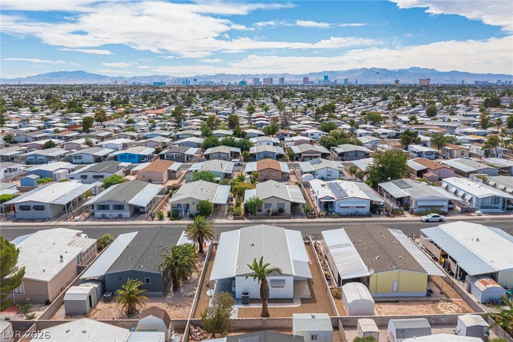 3522 Isle Royale, Las Vegas, NV 89122