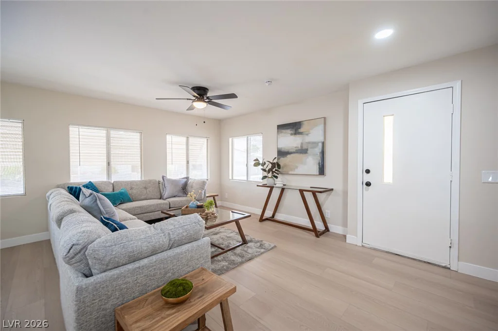 3522 Isle Royale, Las Vegas, NV 89122