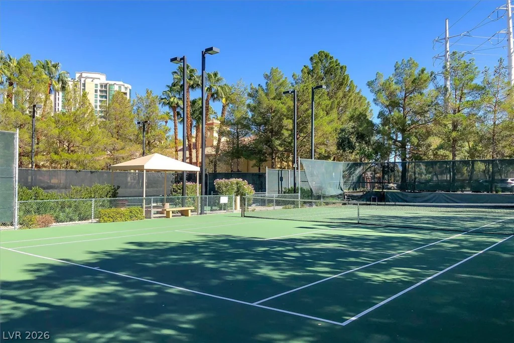 220 Flamingo, Las Vegas, NV 89169