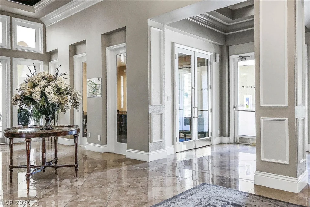 220 Flamingo, Las Vegas, NV 89169